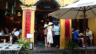 pc132064_thumb.jpg