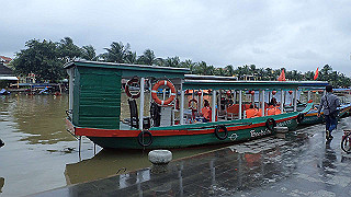 pc132082_thumb.jpg