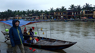 pc132093_thumb.jpg