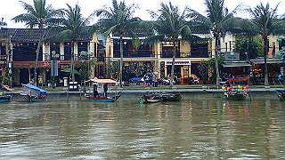 pc132094_thumb.jpg