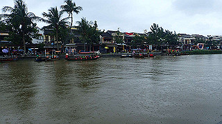 pc132097_thumb.jpg