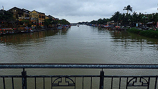 pc132106_thumb.jpg
