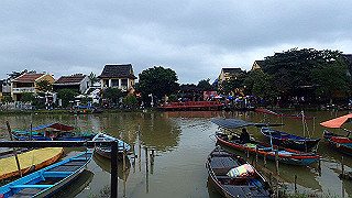pc132109_thumb.jpg