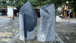 pc132119_thumb.jpg
