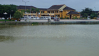 pc132121_thumb.jpg