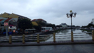 pc132124_thumb.jpg