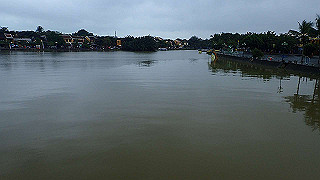 pc132126_thumb.jpg