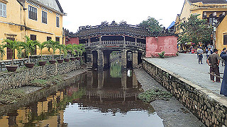 pc142207_thumb.jpg