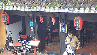 pc142244_thumb.jpg