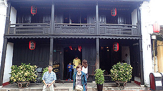 pc142268_thumb.jpg