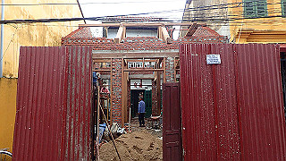 pc142294_thumb.jpg