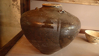 pc142305_thumb.jpg
