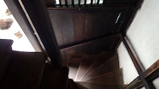 pc142325_thumb.jpg