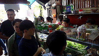 pc142423_thumb.jpg