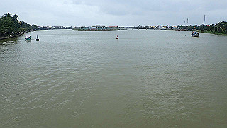 pc142458_thumb.jpg