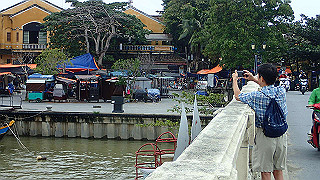 pc142473_thumb.jpg