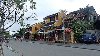 pc142480_thumb.jpg
