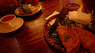 pc142566_thumb.jpg