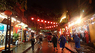 pc142586_thumb.jpg