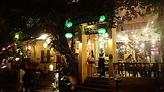 pc142593_thumb.jpg