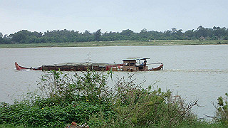 pc152662_thumb.jpg