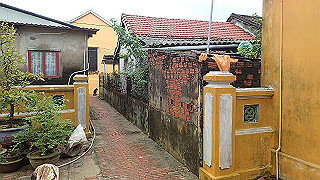 pc152695_thumb.jpg