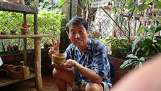 pc152713_thumb.jpg