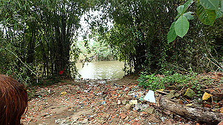 pc152738_thumb.jpg