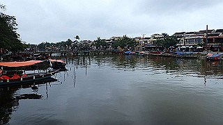 pc152784_thumb.jpg