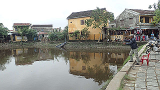 pc152833_thumb.jpg