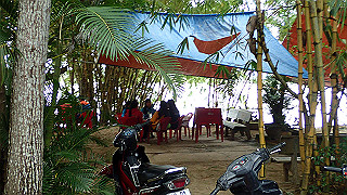 pc162862_thumb.jpg