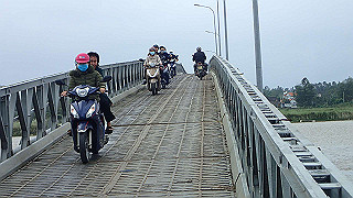 pc162870_thumb.jpg