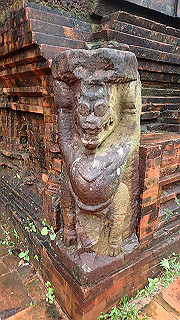 pc163023_thumb.jpg