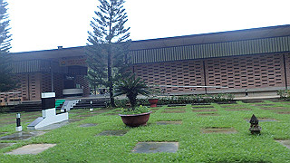 pc163061_thumb.jpg
