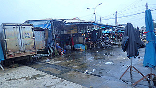 pc163064_thumb.jpg
