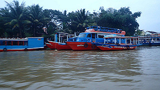 pc163087_thumb.jpg