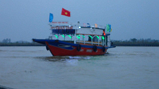pc163088_thumb.jpg