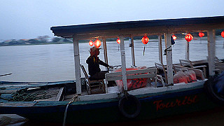 pc163097_thumb.jpg