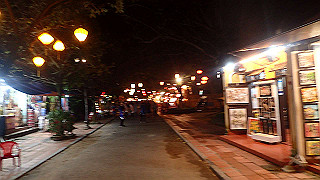 pc163121_thumb.jpg