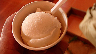 pc163124_thumb.jpg