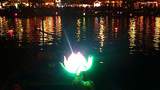 pc163129_thumb.jpg