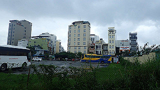 pc173187_thumb.jpg