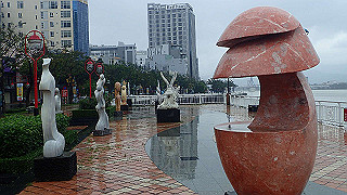 pc173235_thumb.jpg
