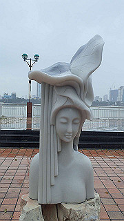 pc173240_thumb.jpg