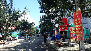 pc183325_thumb.jpg