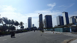 pc183327_thumb.jpg
