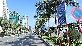 pc183330_thumb.jpg