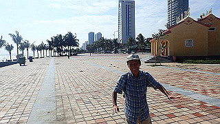 pc183355_thumb.jpg