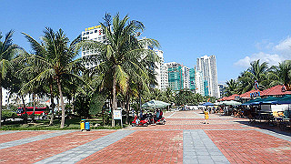 pc183356_thumb.jpg
