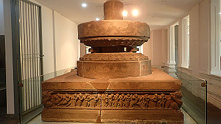 pc183435_thumb.jpg